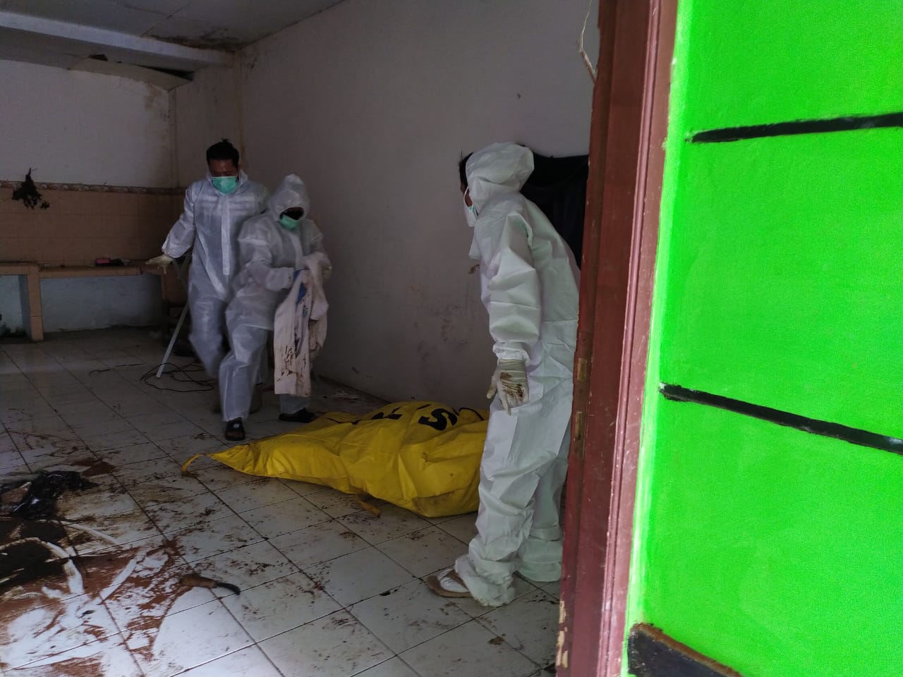 Polsek Jonggol Gelar Olah TKP, Atas ditemukannya Seorang Pria Sudah Tidak Bernyawa