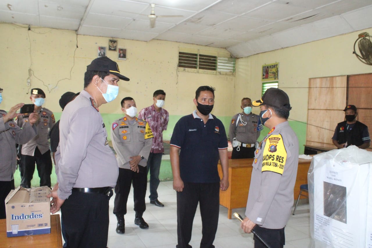 Kapolres Serdang Bedagai Cek Kondisi Logistik Pilkada di PPK Kecamatan