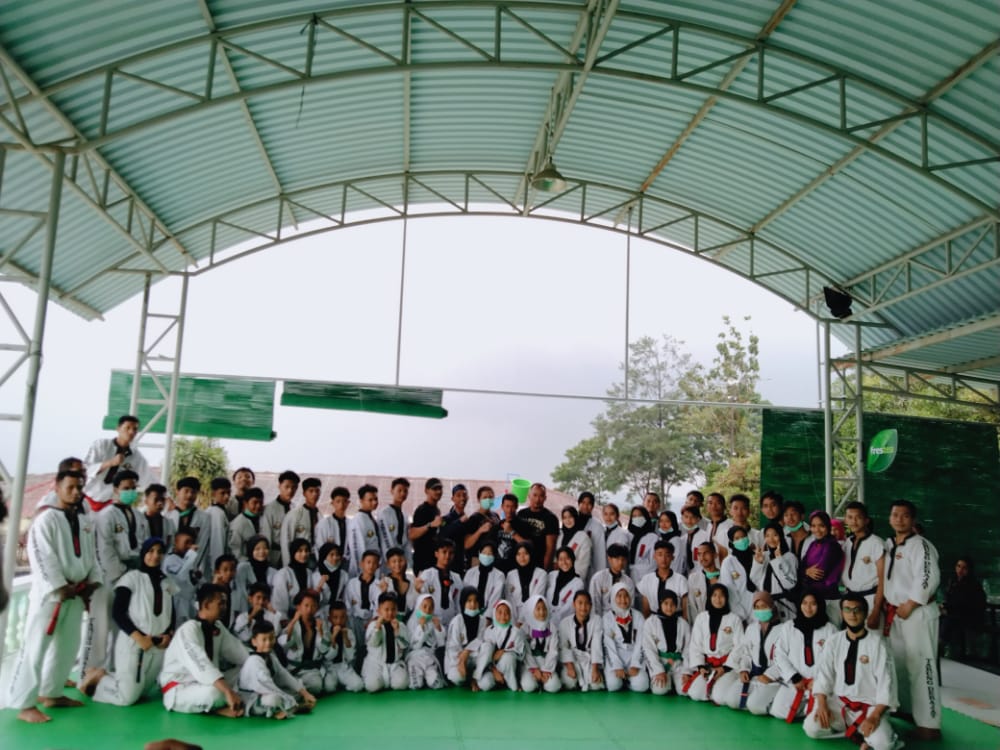 Pengcab Tarung Derajat Gelar Latihan dan Uji Kenaikan Tingkat