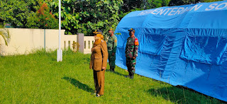 Evaluasi Kinerja Perangkatnya, Kades Kota Batu Pimpin Apel Di Halaman Kantor Desa