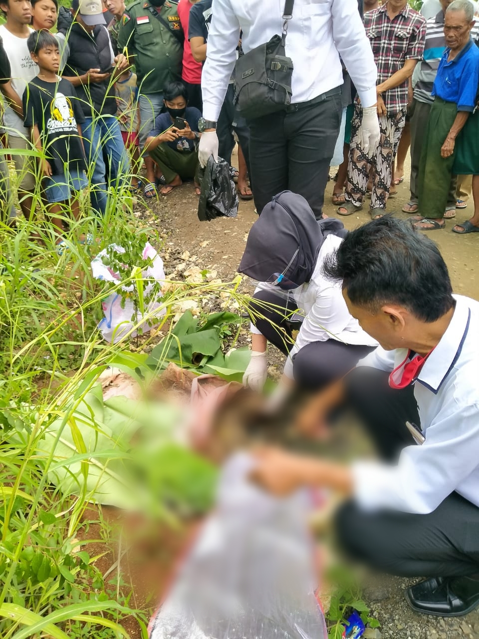 Polsek Cibinong dan Sat Reskrim Polres Bogor, Lakukan Penyelidikan Penemuan Dugaan Kerangka Manusia